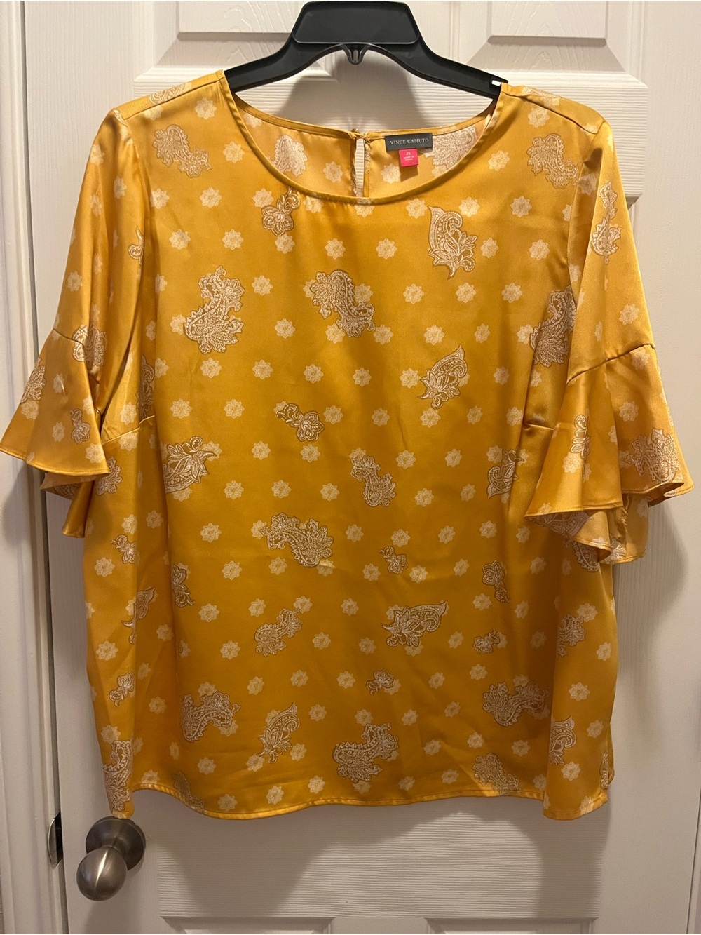 Vince Camuto 2X Mustard Gold Paisley Bell Sleeve Blouse